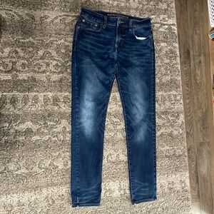 American Eagle Outfitters Men’s Dark Blue Skinny Jeans